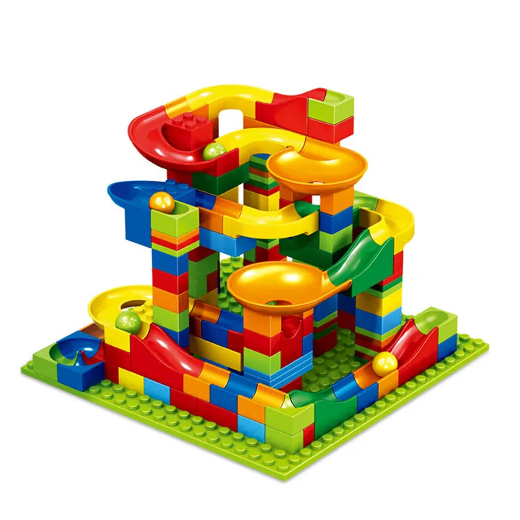 Bunte Murmelbahn aus Kunststoff, Bauklötze, Lernspielzeug für Kinder, kreative Konstruktion.