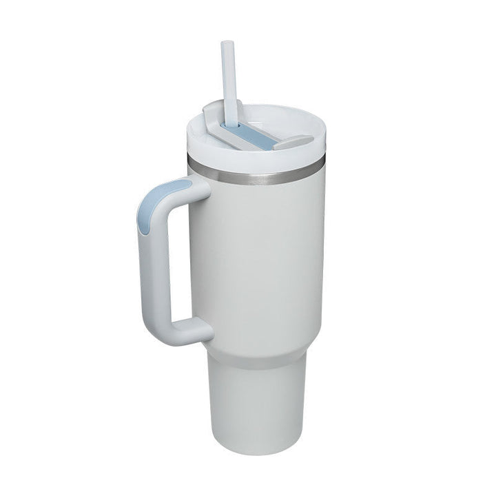 Weißer Thermobecher mit Henkel und Strohhalm, Edelstahl, 1 Liter, isoliert, tragbar.
