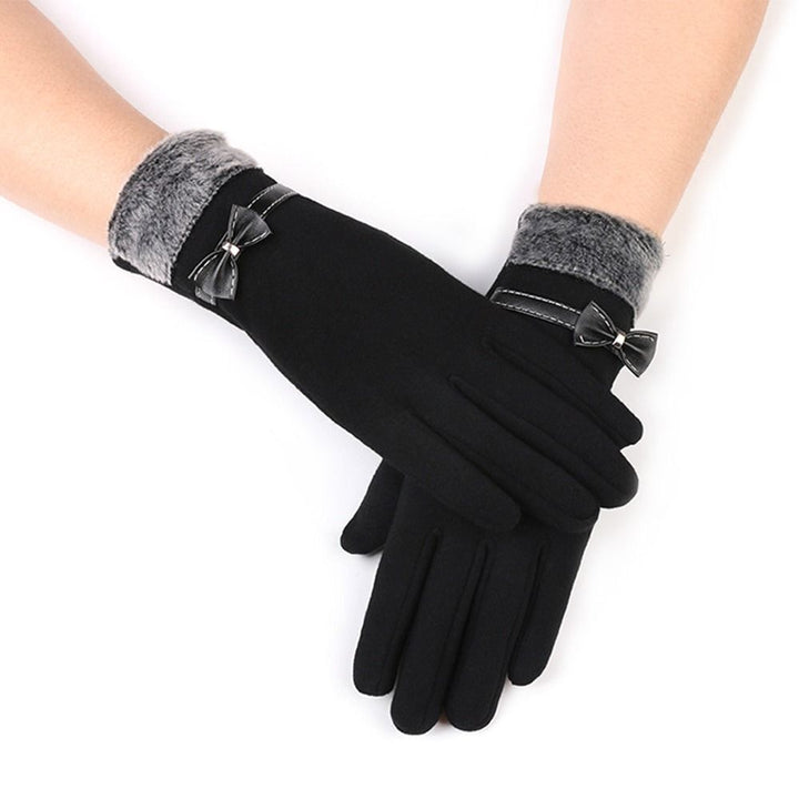 Schwarze Damenhandschuhe mit Schleife, grauem Kunstfell, Wintermode, elegant, warm.