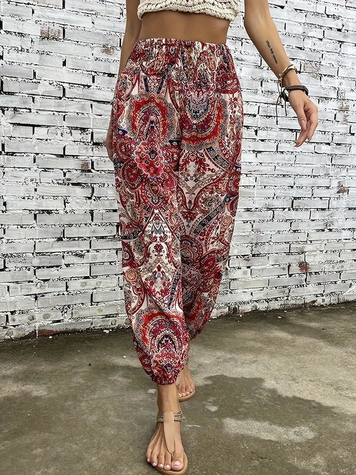 Boho-chic dámské kalhoty s grafickým potiskem – Solara