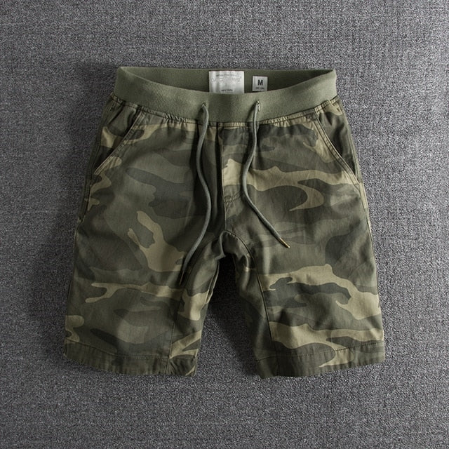 Herren Camouflage Shorts, grün, elastische Taille, lässig, Vintage, Sommermode.