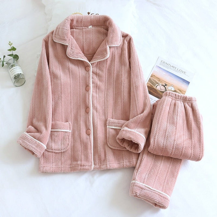 Rosa Flanell-Pyjama-Set für Damen, weicher Winter-Schlafanzug, gemütlich und warm.