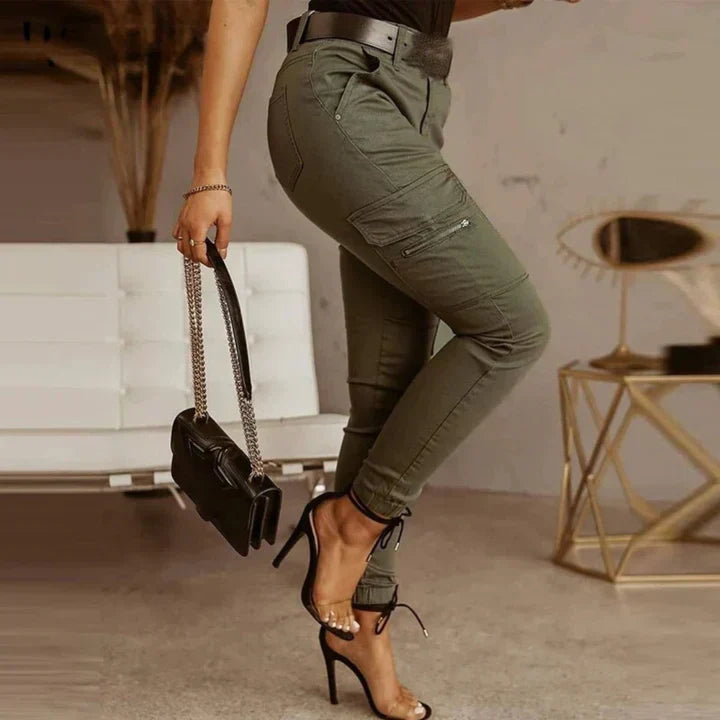 Damen-Cargo-Jeans, olivgrün, mit Taschen, modisch, bequem, ideal für Freizeitkleidung.