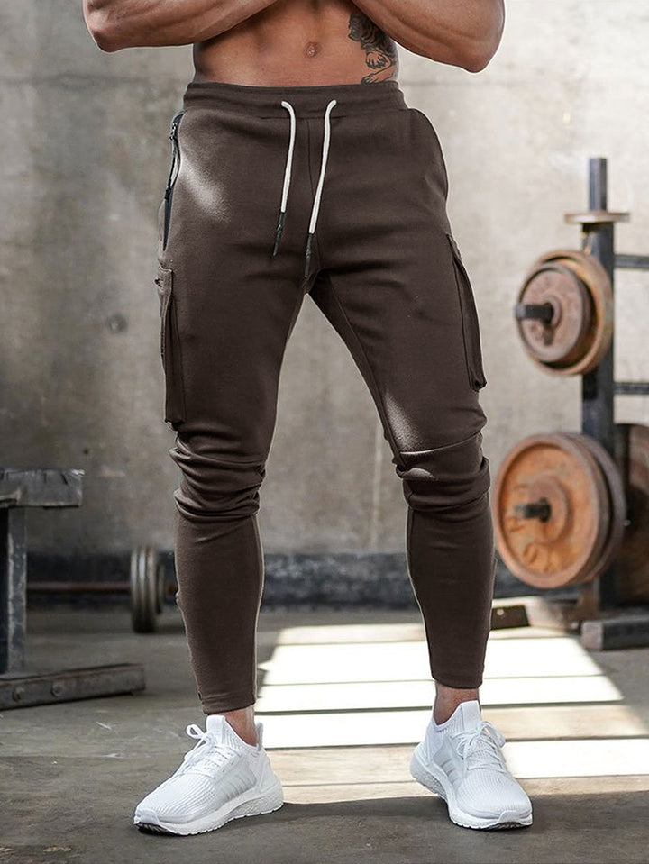 Braune Cargo-Jogginghose für Herren, Fitnessstudio, Sportbekleidung, mit Taschen, Kordelzug.