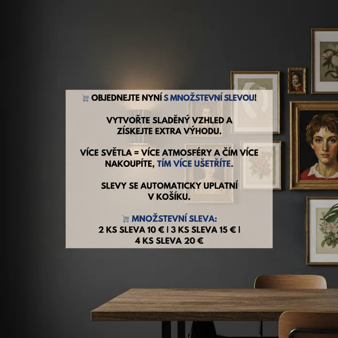 Svítidlo svítí na tmavé stěně nad jídelním stolem s obrazy, přes obrázek je překryt text s akcí 2