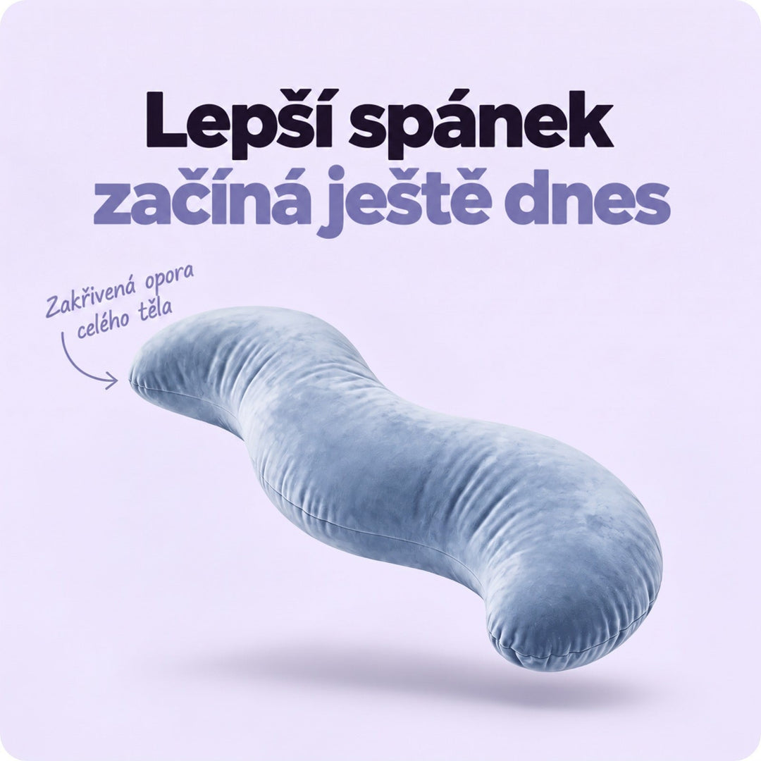 Zvlněný modrý polštář ve tvaru S s plyšovým povrchem na světle fialovém pozadí 1