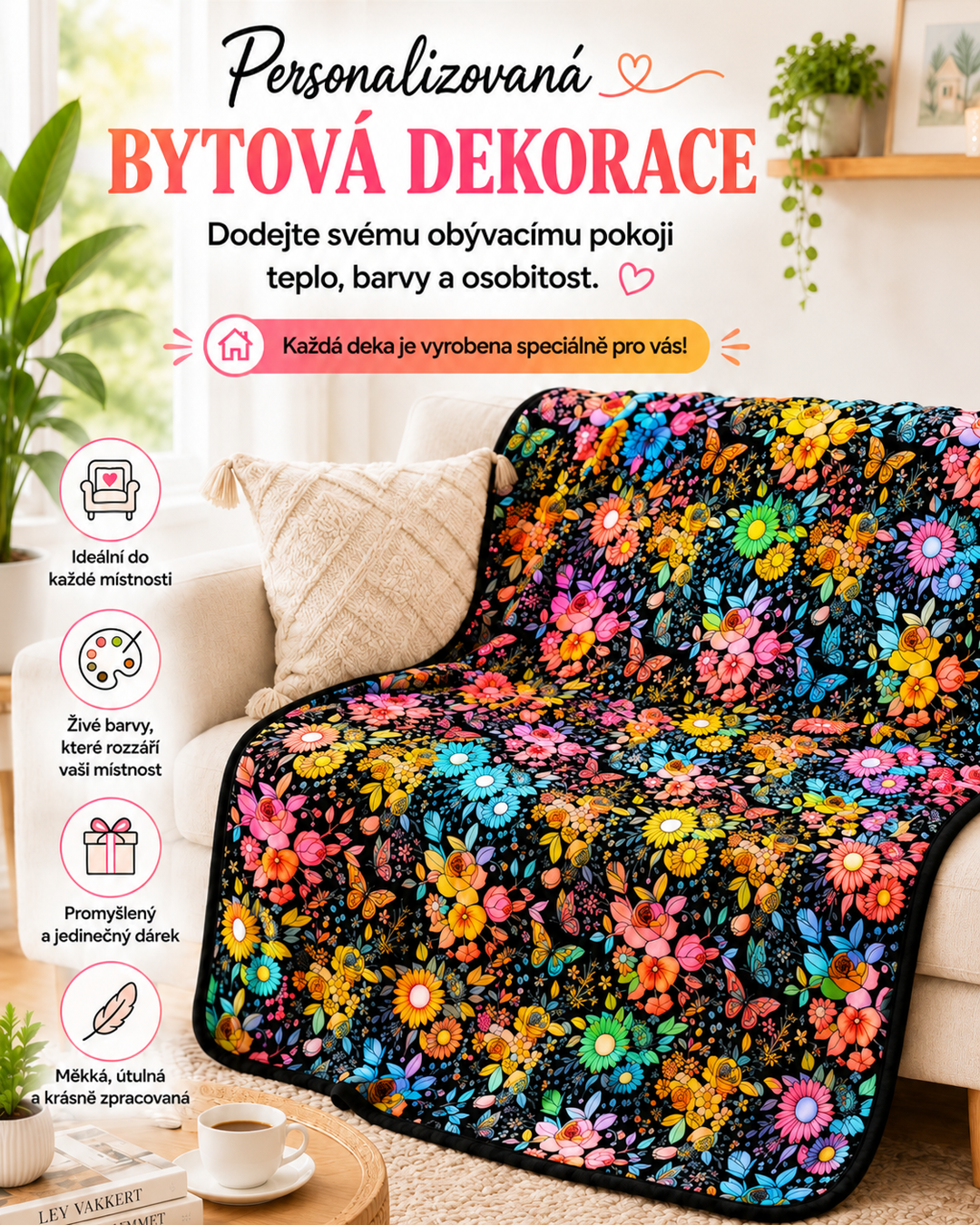 Rozbarvená deka s pestrými květy a motýly přehozená přes pohovku v obývacím pokoji 2
