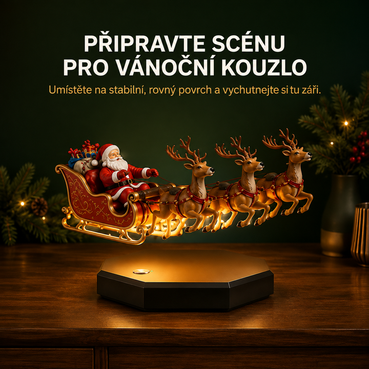 Svítící saně se soby nad podstavcem na dřevěném stole, v pozadí tmavě zelená stěna a větvičky 3