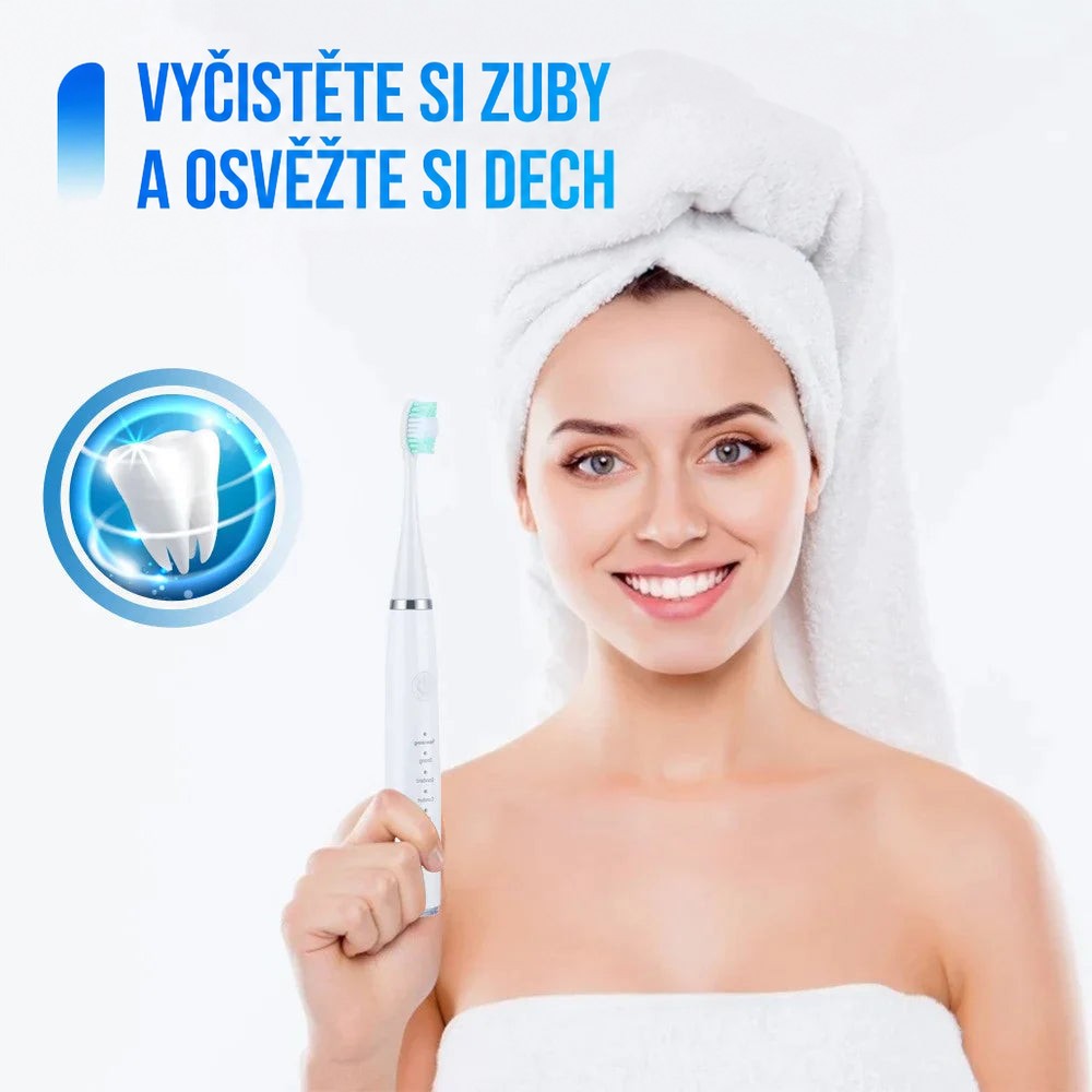 Usmívající se žena s ručníkem na vlasech drží bílý přístroj s malou hlavicí kartáčku, vedle je ikona lesklého zubu. 1