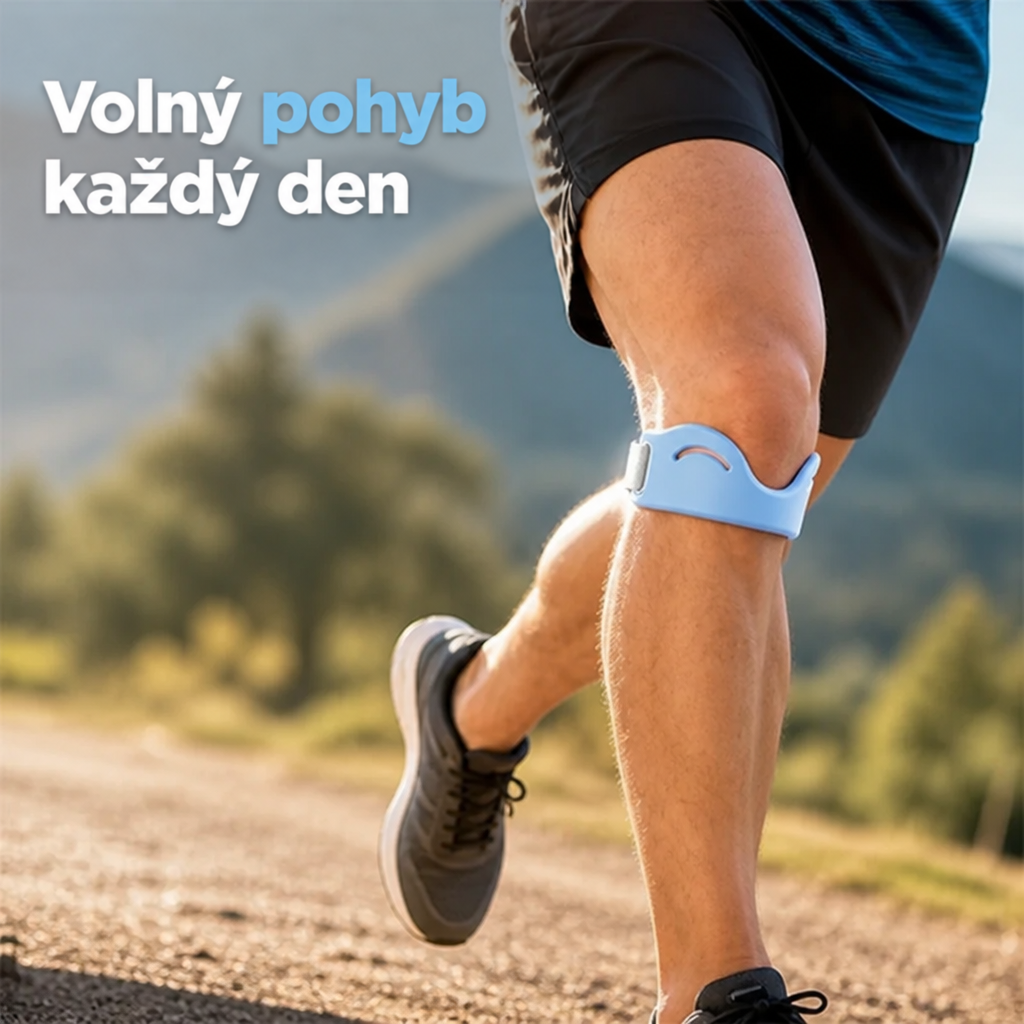 Běžec na polní cestě s modrým popruhem pod kolenem, záběr na nohy při běhu v horské krajině. 1