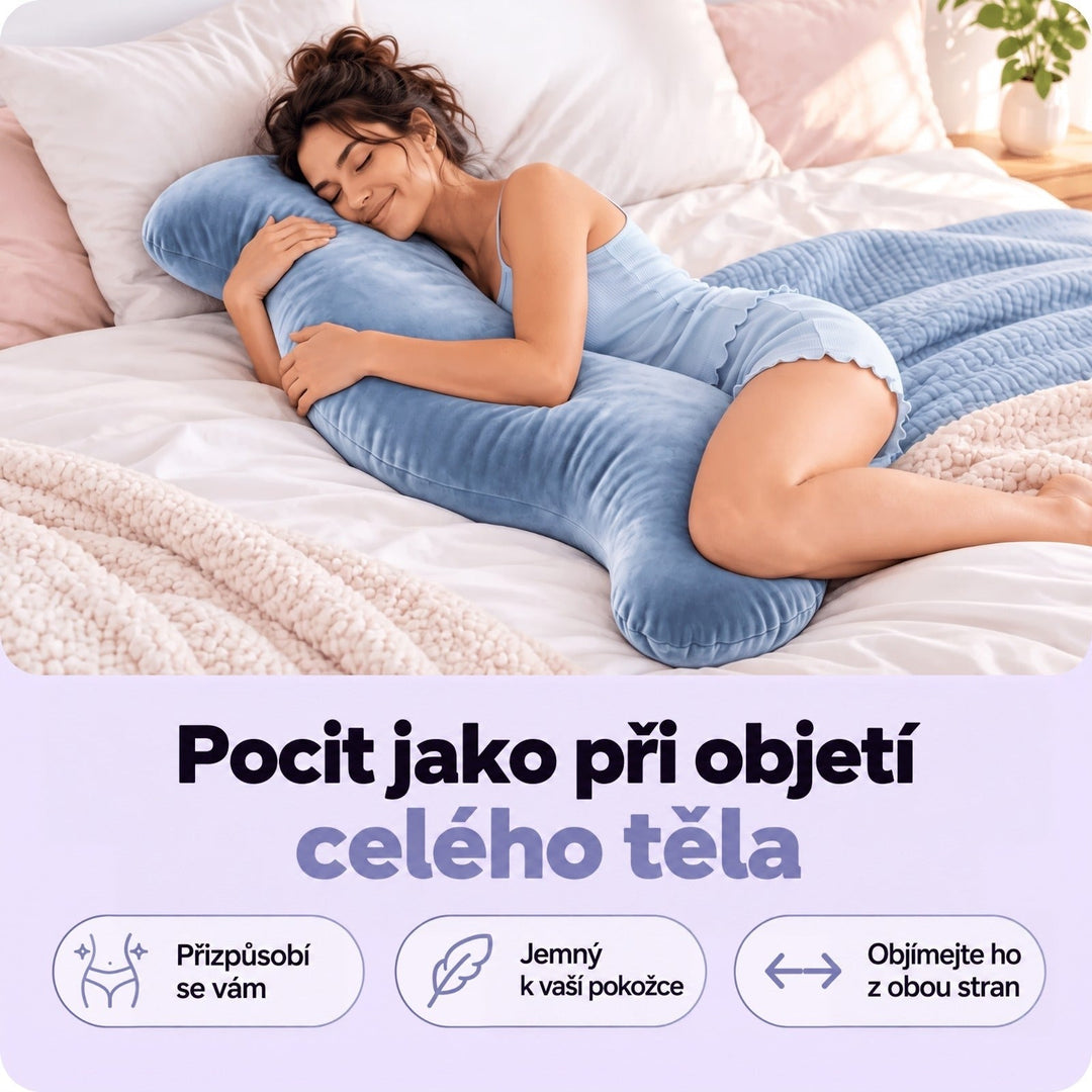 Žena spí na boku v posteli a objímá modrý zvlněný polštář 2