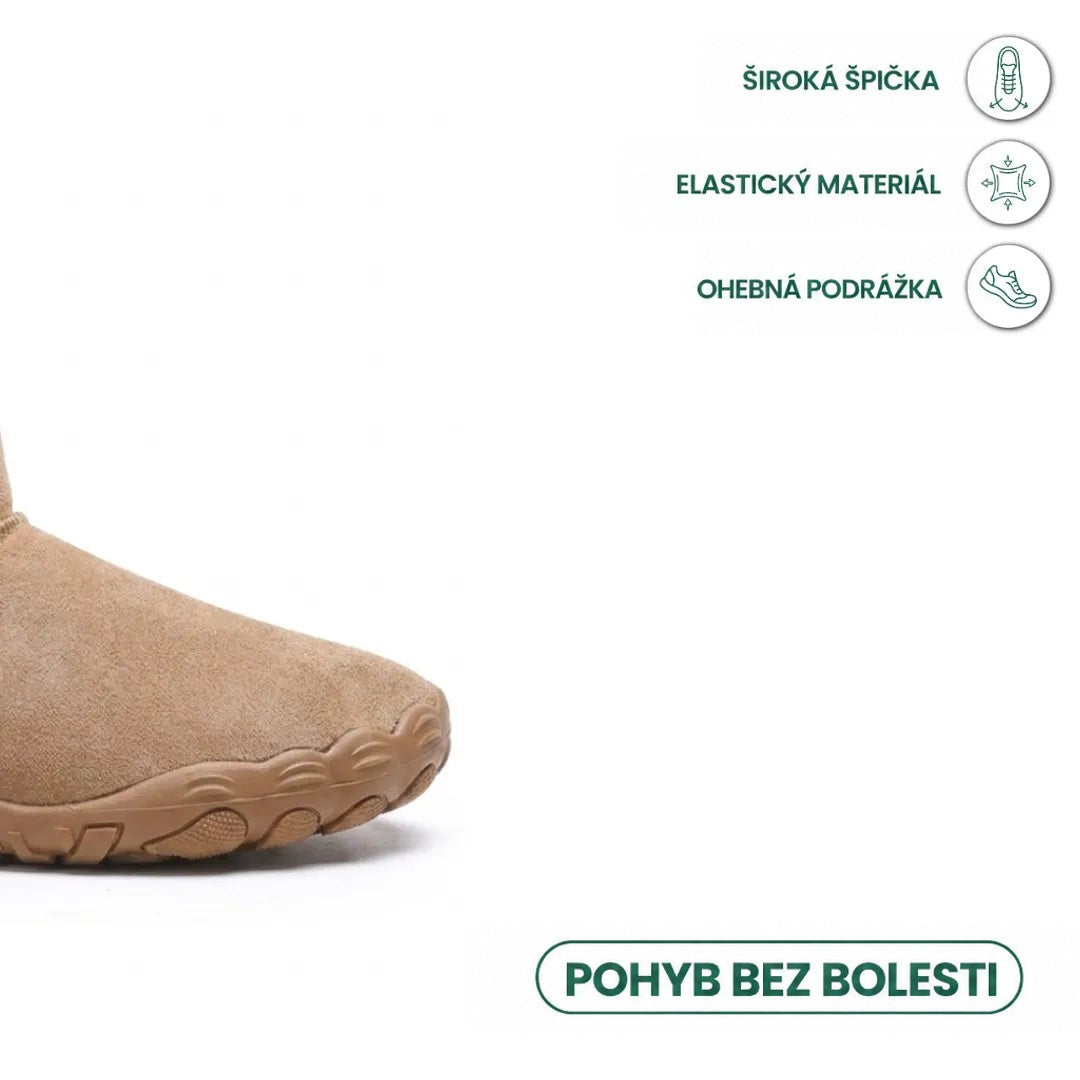 Detail široké špičky hnědé semišové boty s ohebnou podrážkou a ikonami vlastností 23