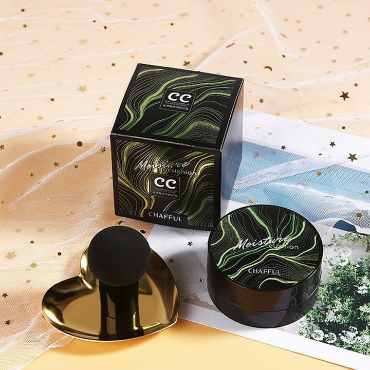 CC Cream Feuchtigkeitskissen Set, Schwarz-Gold, mit Herzpinsel, für strahlende Hautpflege.