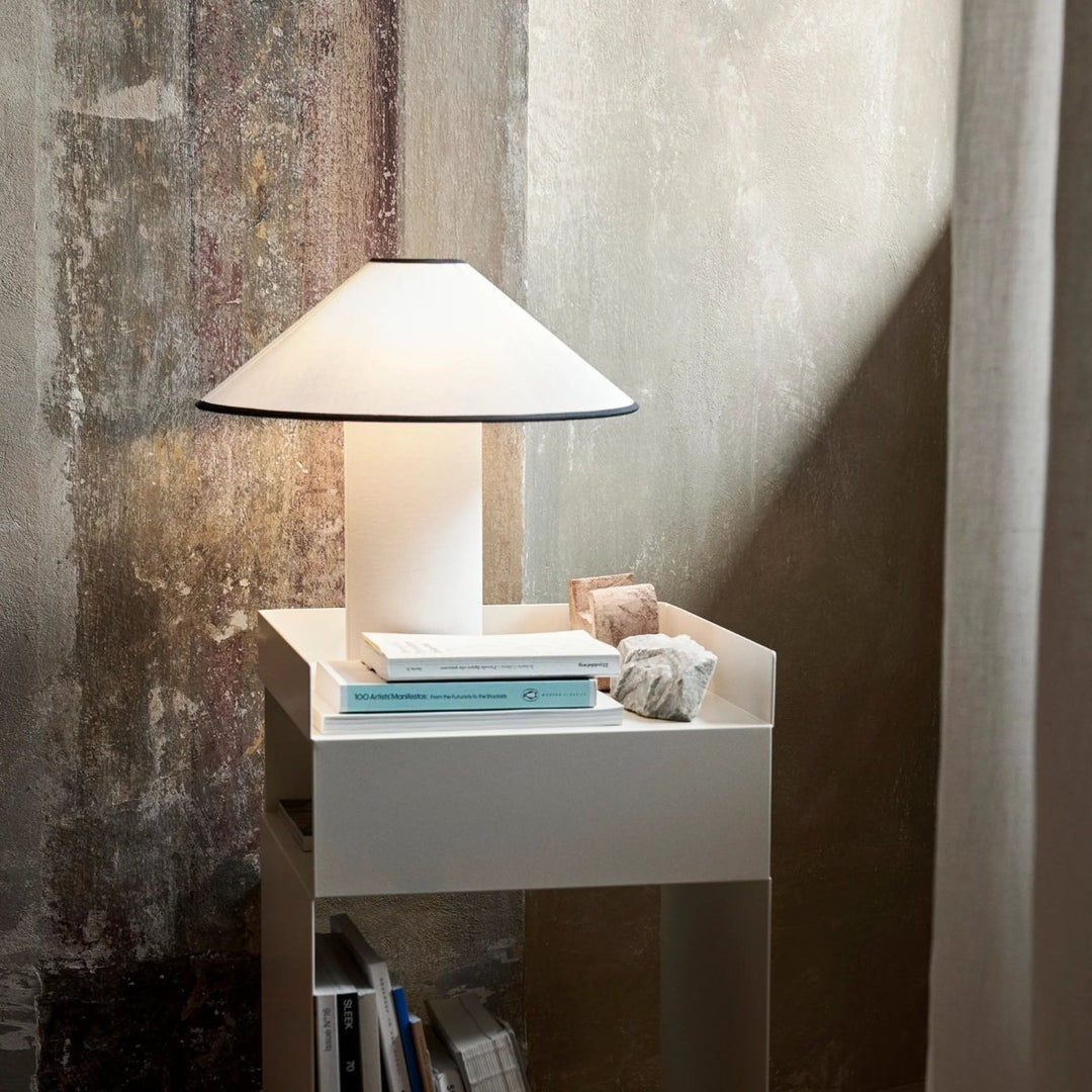 Stolní lampa s textilním stínidlem – Lunara
