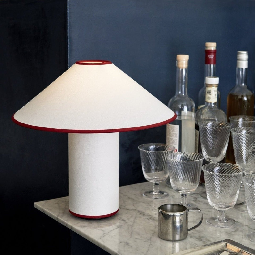 Stolní lampa s textilním stínidlem – Lunara
