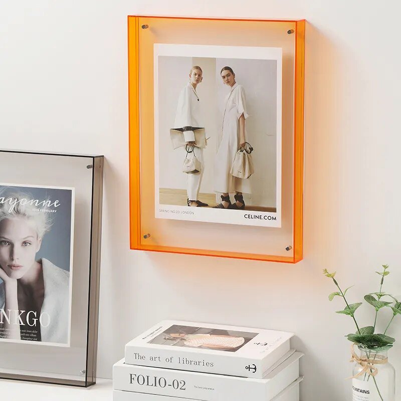 Barevné průhledné fotografické držáky – FramePop