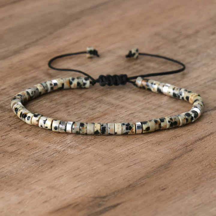 Dalmatiner Jaspis Armband, verstellbar, Naturstein, handgefertigt, Unisex-Schmuck, Holzoptik.