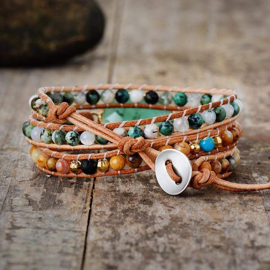 Damen Armband, 3-reihig, Naturstein, Lava-Perlen, Leder, handgefertigt, modisch, Geschenk.