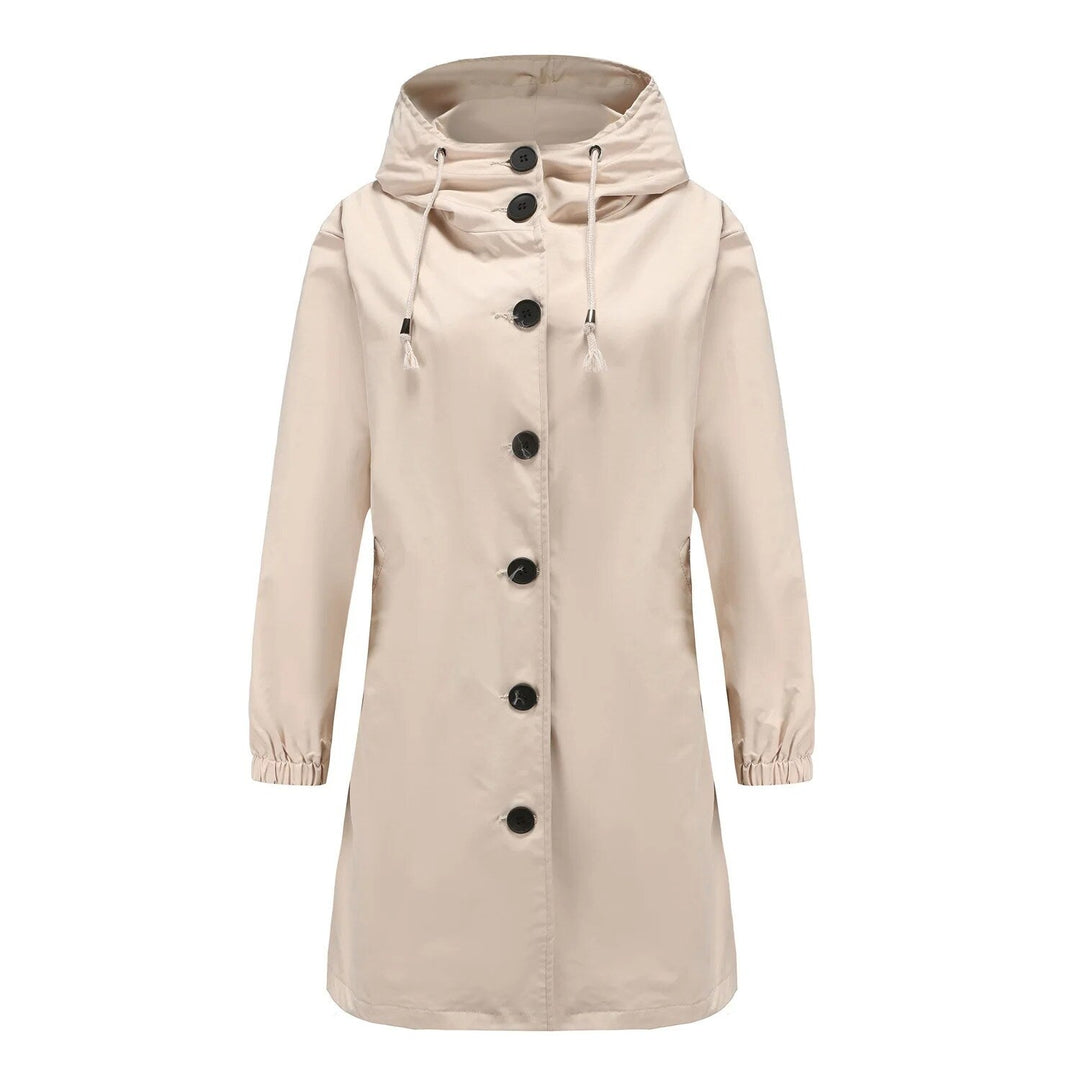 Beige Damenmantel mit Kapuze, Knöpfen und Kordelzug, ideal für Herbstmode und Outdoor-Aktivitäten.