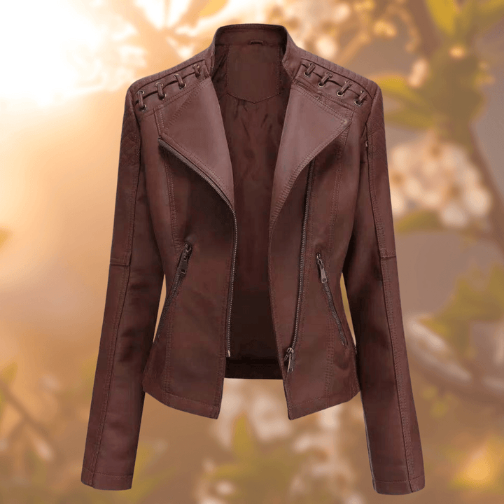 Braune Lederjacke für Damen, modisches Design, Reißverschlüsse, Herbstmode, stilvoll.