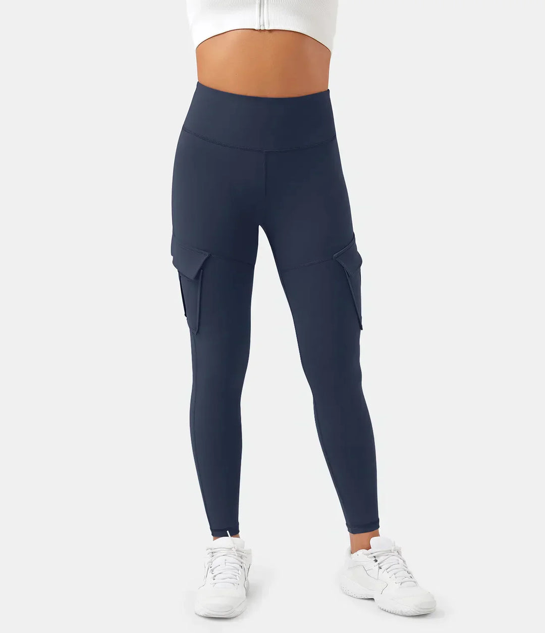 Damen-Cargoleggings in Dunkelblau, hoher Bund, Seitentaschen, Sportbekleidung, bequem.