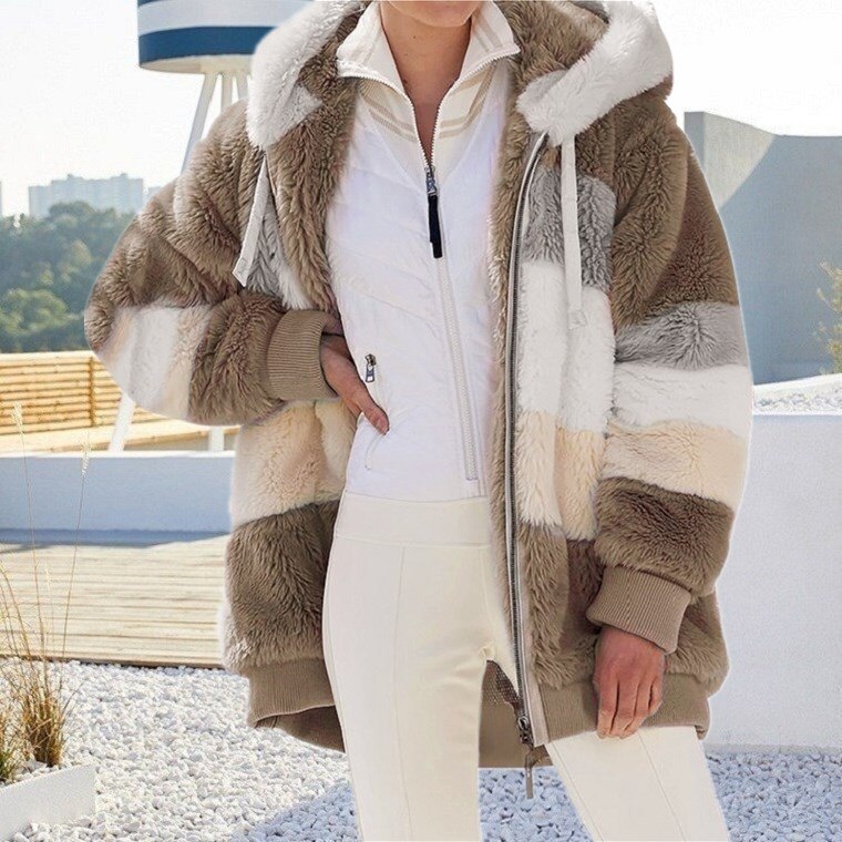 Damen Winterjacke, gestreift, Kunstpelz, Kapuze, beige-weiß, warm, modisch, Outdoor-Bekleidung.