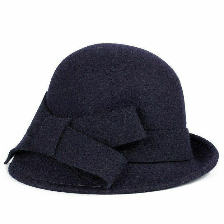Damen Cloche Hut, dunkelblau, Filz, mit Schleife, Vintage-Stil, elegant, modisch.
