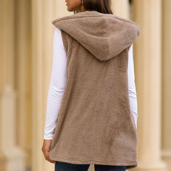 Damen Kapuzenweste aus Fleece, beige, ärmellos, warm, modisch, Herbstmode, Rückansicht.