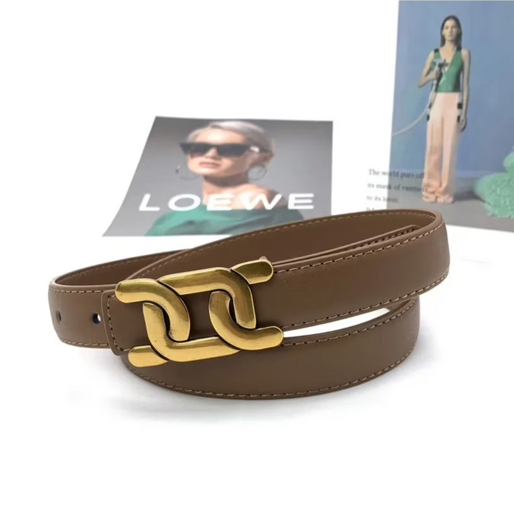 Brauner Ledergürtel mit goldener Schnalle, modisches Accessoire, Damenmode, elegant, stilvoll.