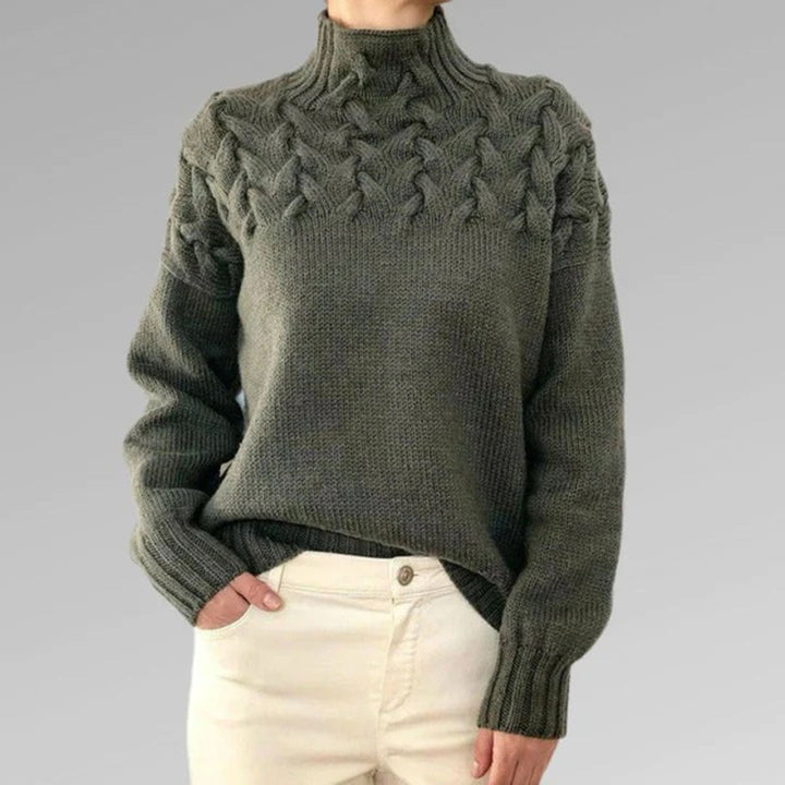 Dunkelgrüner Strickpullover mit Zopfmuster, Damenmode, Winterkleidung, gemütlich, elegant.