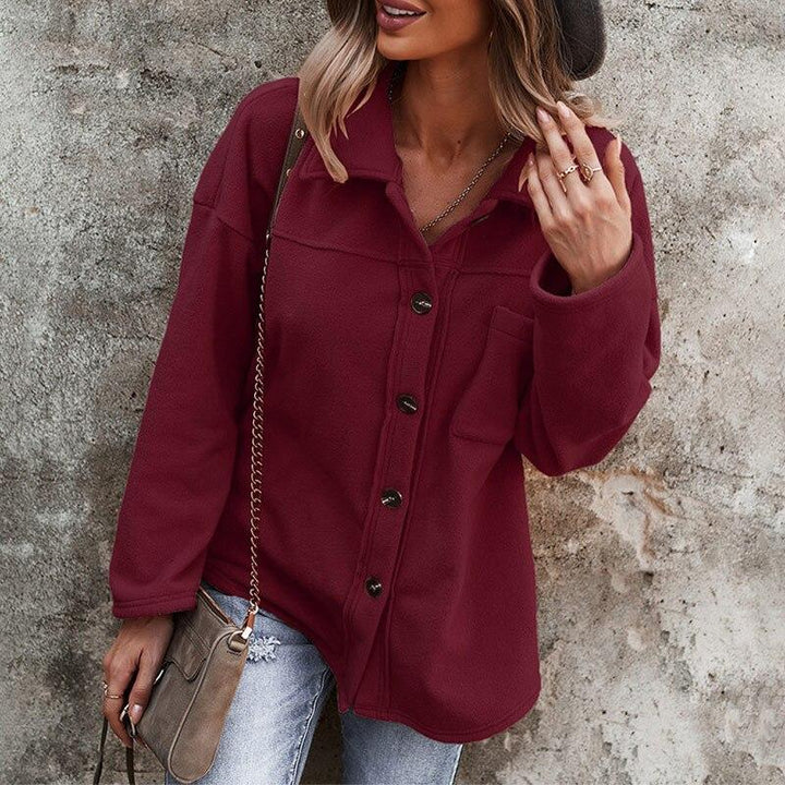 Damen Oversize Herbstjacke, bordeauxrot, Knopfleiste, stilvoll, bequem, Freizeitmode.