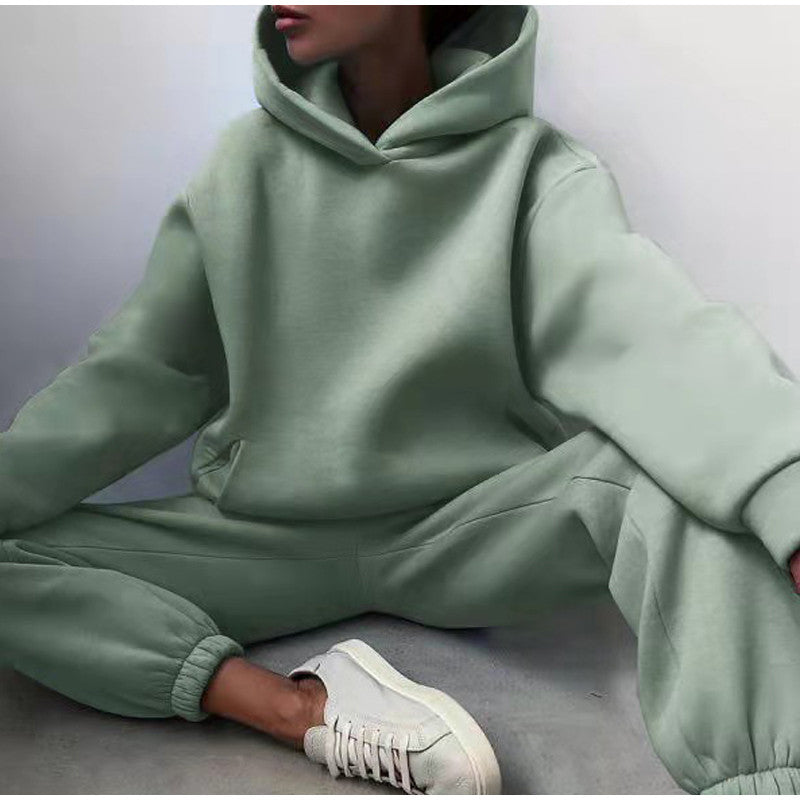 Damen Oversize Trainingsanzug, grün, Kapuzenpullover und High-Waist-Hose, bequem, modisch.
