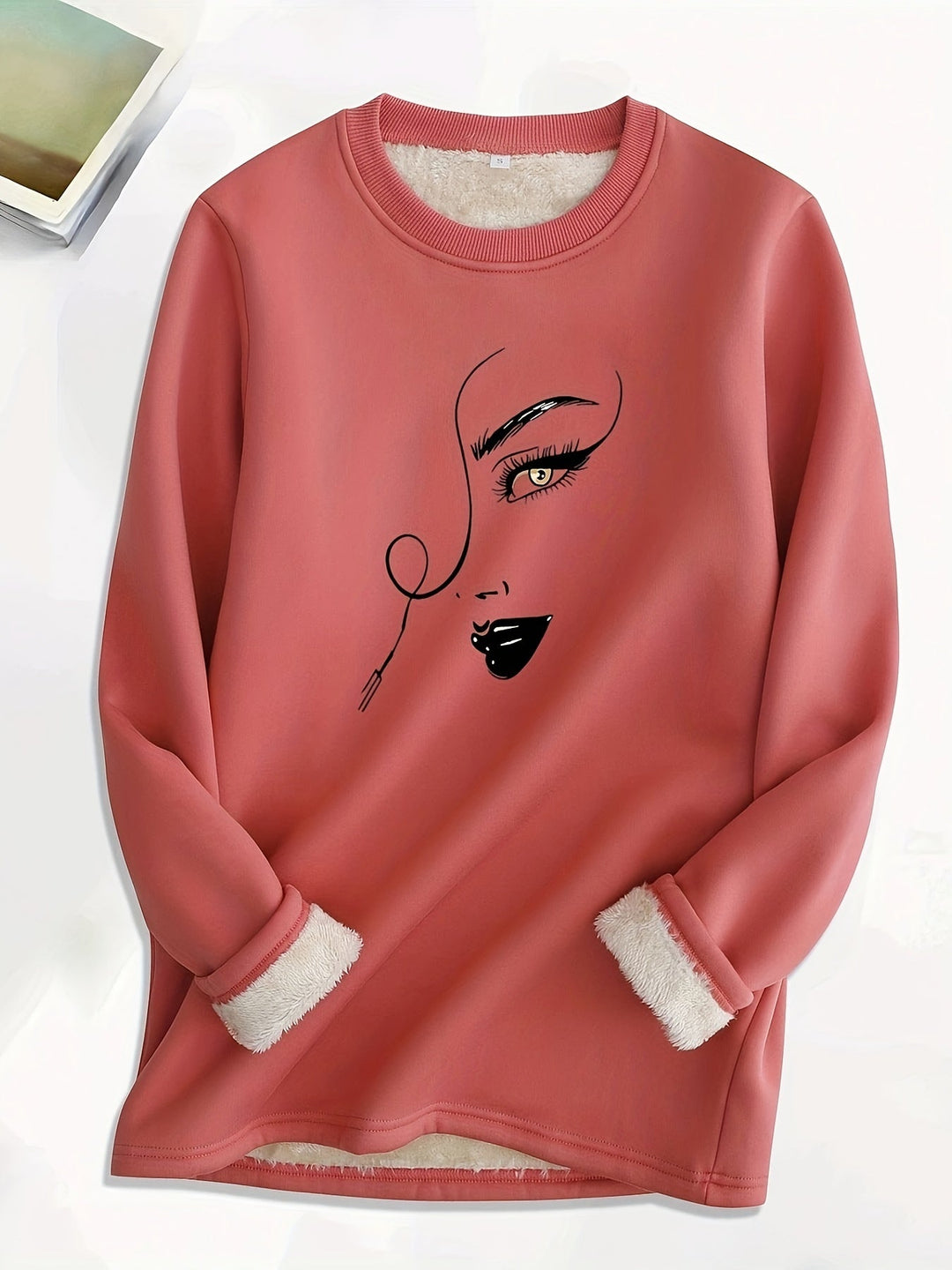 Rosa Damenpullover mit Gesichtsgrafik, weiches Fleece, modisch, bequem, langärmelig.