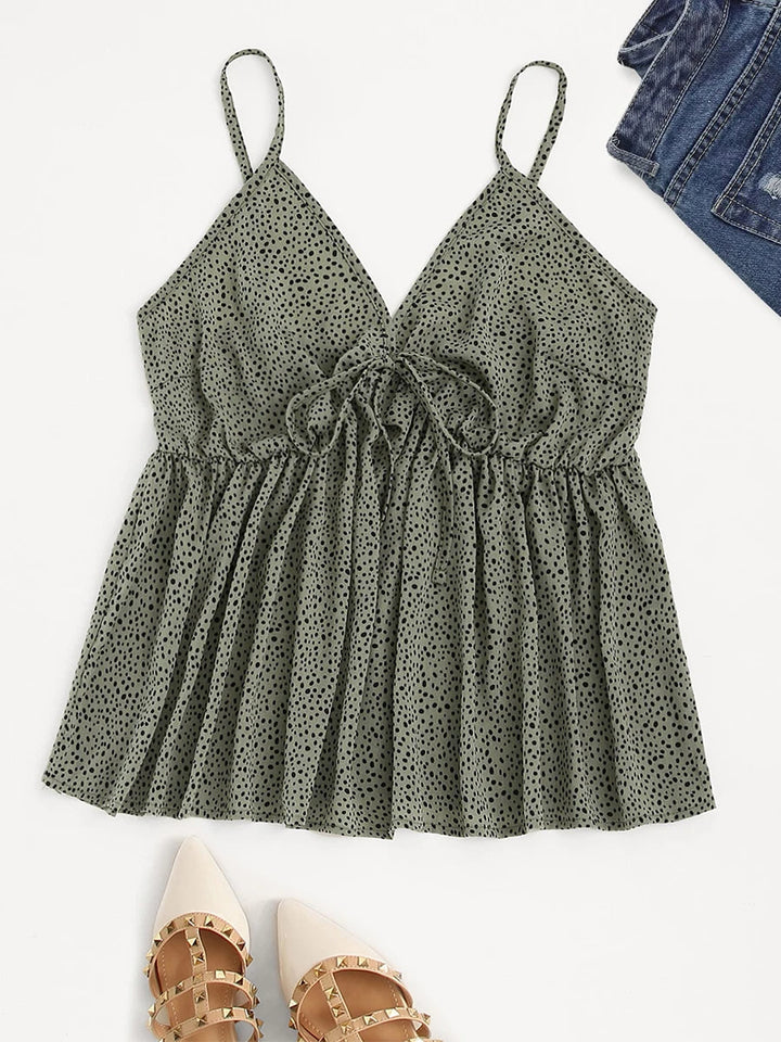 Grünes gepunktetes Spaghettiträger-Top aus Baumwolle, Damenmode, Sommerkleidung.
