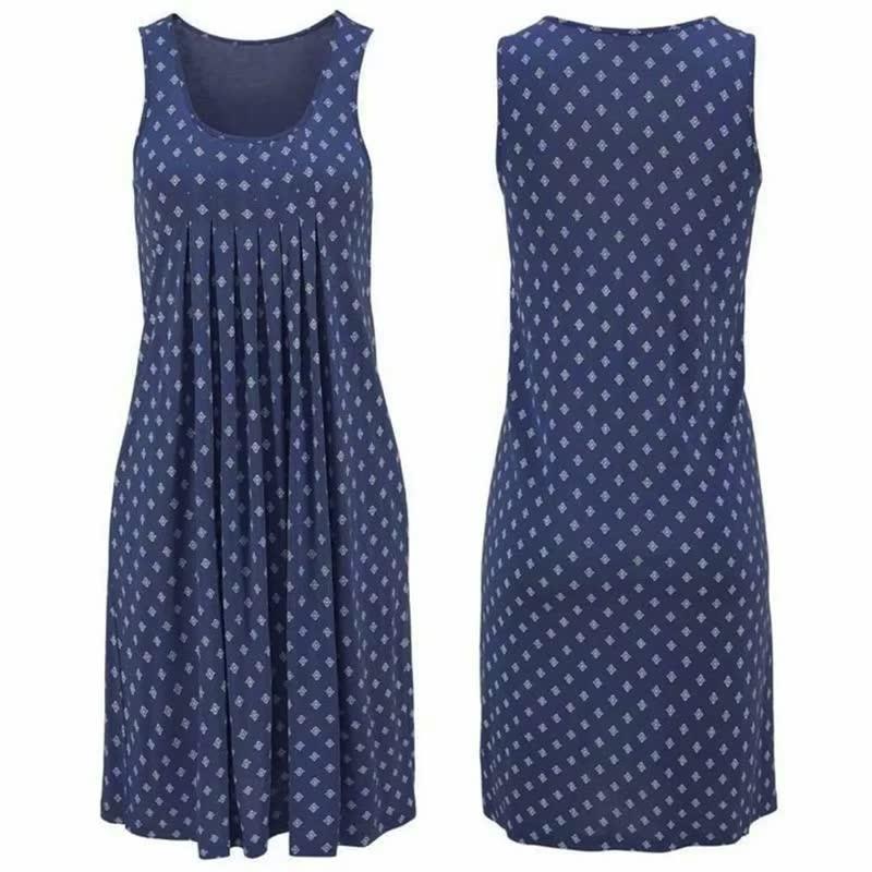 Ärmelloses blaues Sommerkleid mit weißem Muster, knielang, aus Baumwolle.