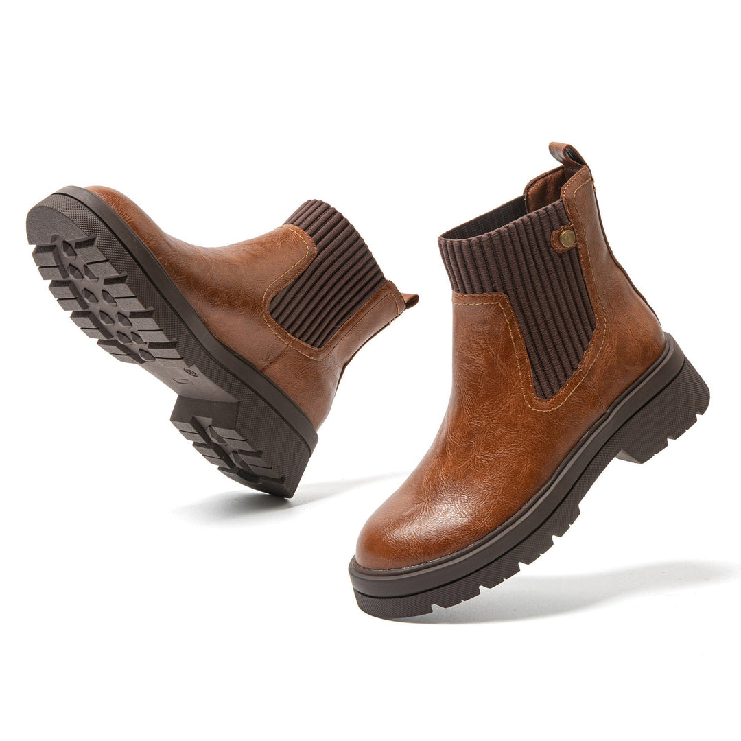 Braune Damen-Stiefeletten aus Leder mit elastischem Einsatz und Profilsohle, modisch und robust.