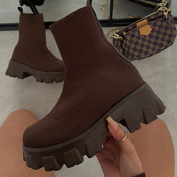 Braune Damen-Stiefeletten mit dicker Sohle, Strickmaterial, modisch, robust, Herbstschuhe.