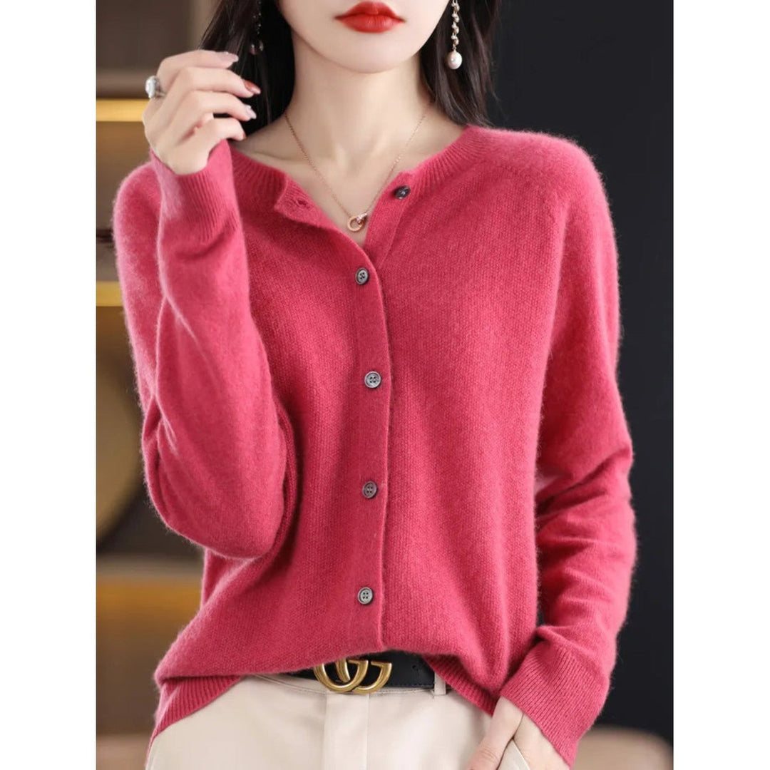 Damen Strickjacke rosa, Knopfleiste, weiches Material, modisch, elegant, Herbstmode.