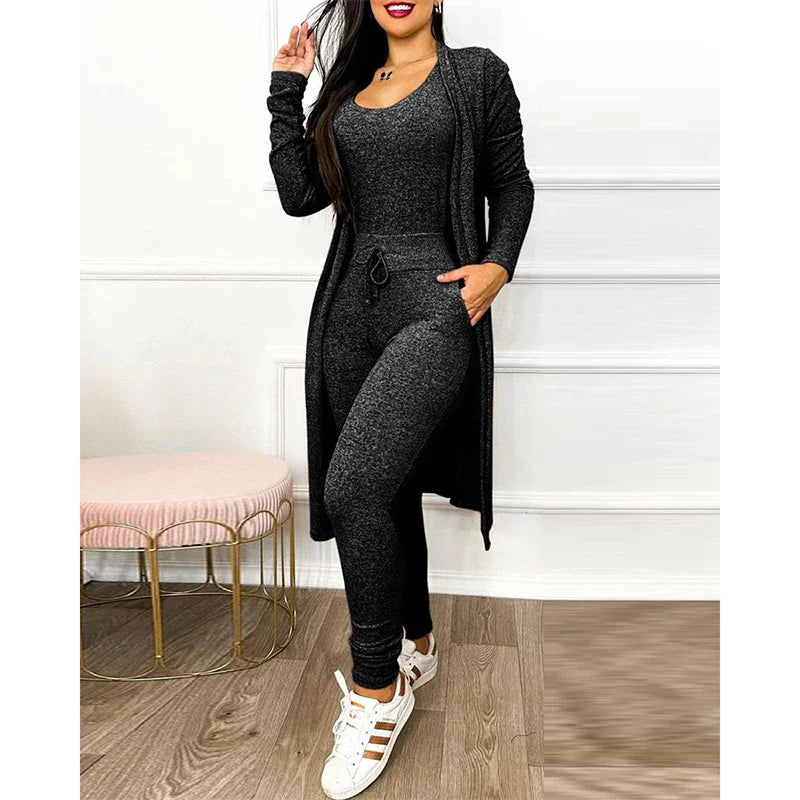 Damen-Trainingsanzug, dunkelgrau, langärmelig, Kapuzenjacke, Sportmode, bequem, modern.