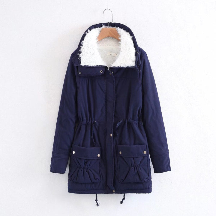 Damen Winterjacke blau mit Kapuze, Fleece-Futter, Taschen, warm, modisch, Outdoor-Bekleidung.