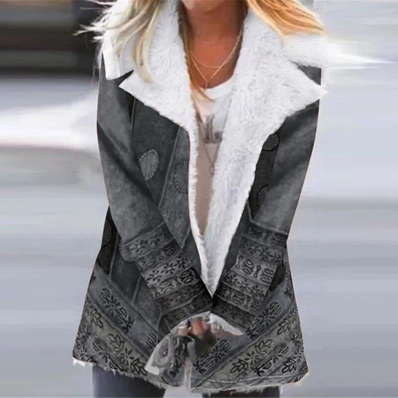 Damen Winterjacke, grau, mit weißem Kunstfellkragen, florales Muster, warm und modisch.