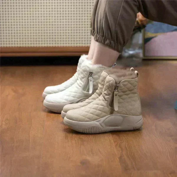 Damen Winterstiefel beige, gefüttert, Reißverschluss, rutschfeste Sohle, warm, modisch.