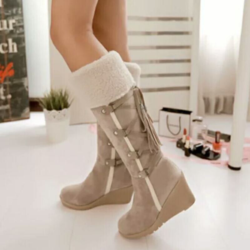 Damen-Winterstiefel mit Keilabsatz, beige, Kunstfell, modisch, bequem, rutschfest.