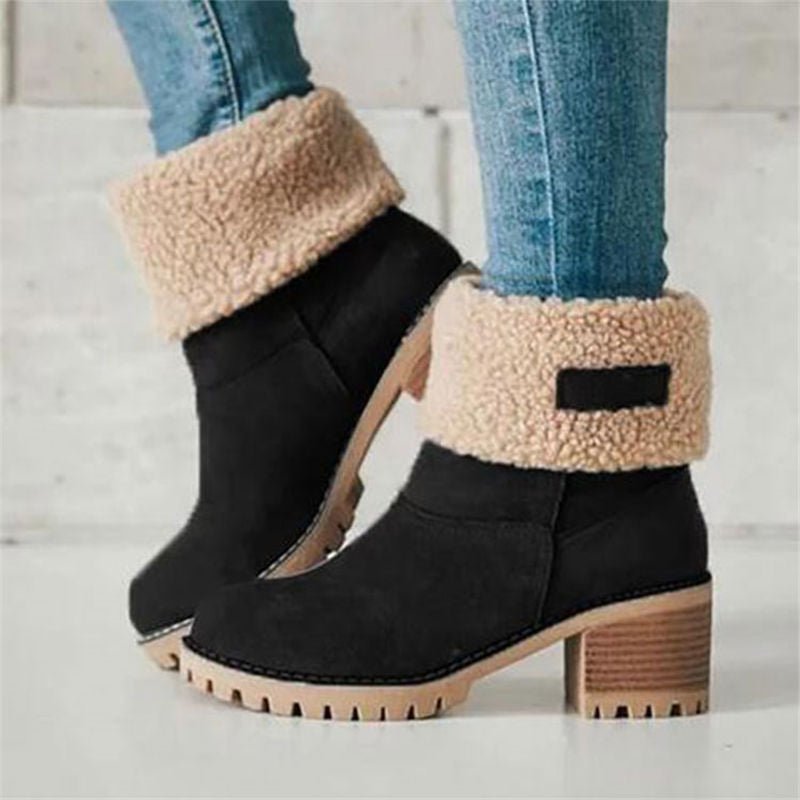 Schwarze Winterstiefel mit Fellfutter, Damenmode, rutschfeste Sohle, bequem, warm.