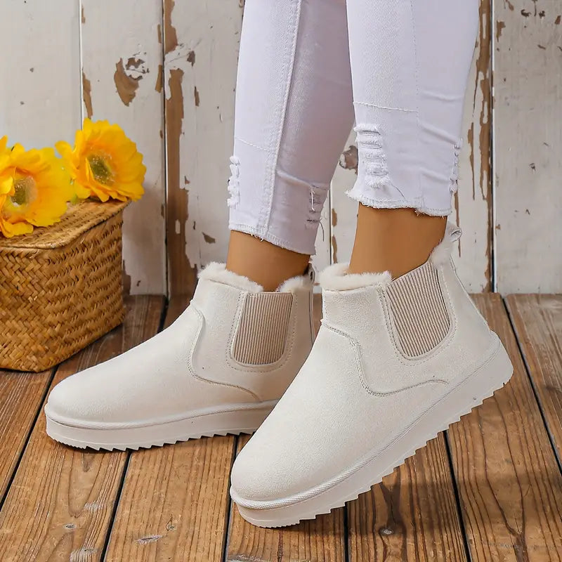 Damen Winterstiefel weiß, gefüttert, rutschfest, modisch, bequem, für kalte Tage.