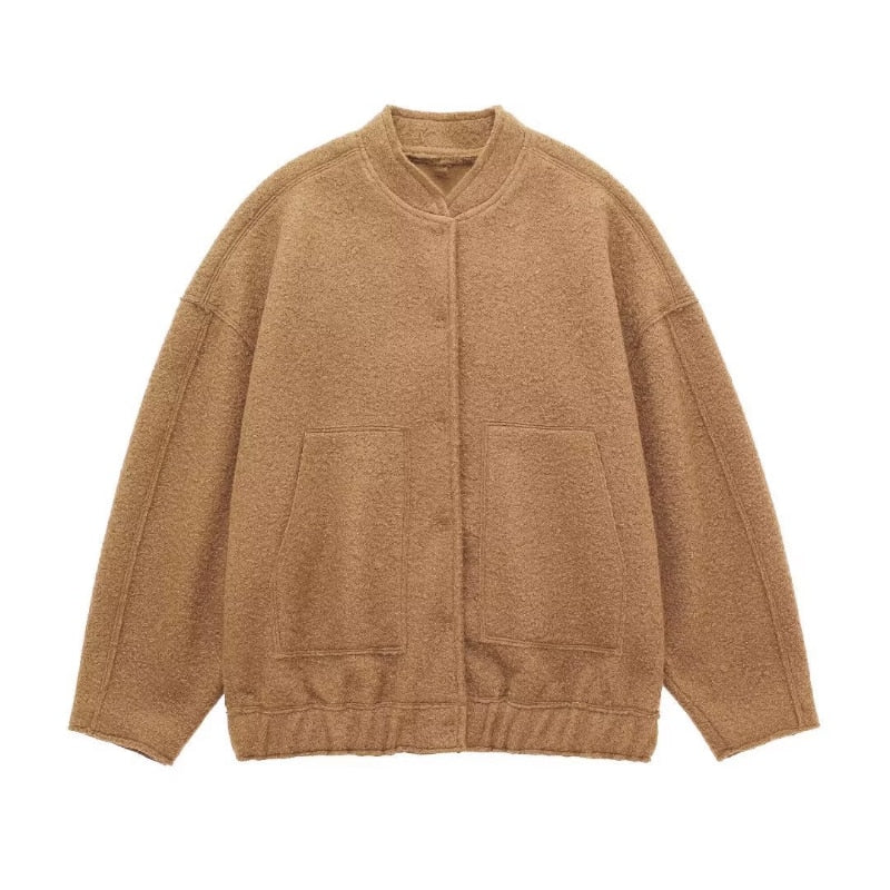 Braune Wolljacke für Damen, lässig, warm, mit Taschen, Herbstmode, bequemer Schnitt.