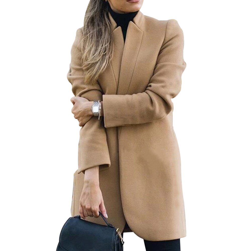 Damenmantel beige, eleganter Wollmantel, Herbstmode, klassischer Schnitt, stilvoller Look