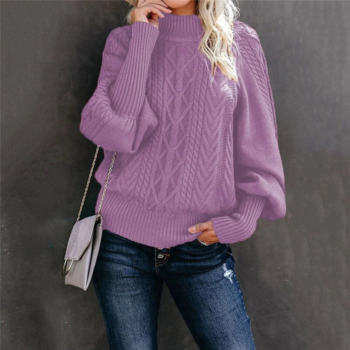 Damenpullover lila Strick, hoher Kragen, modisch, warm, Herbstmode, Freizeitkleidung.