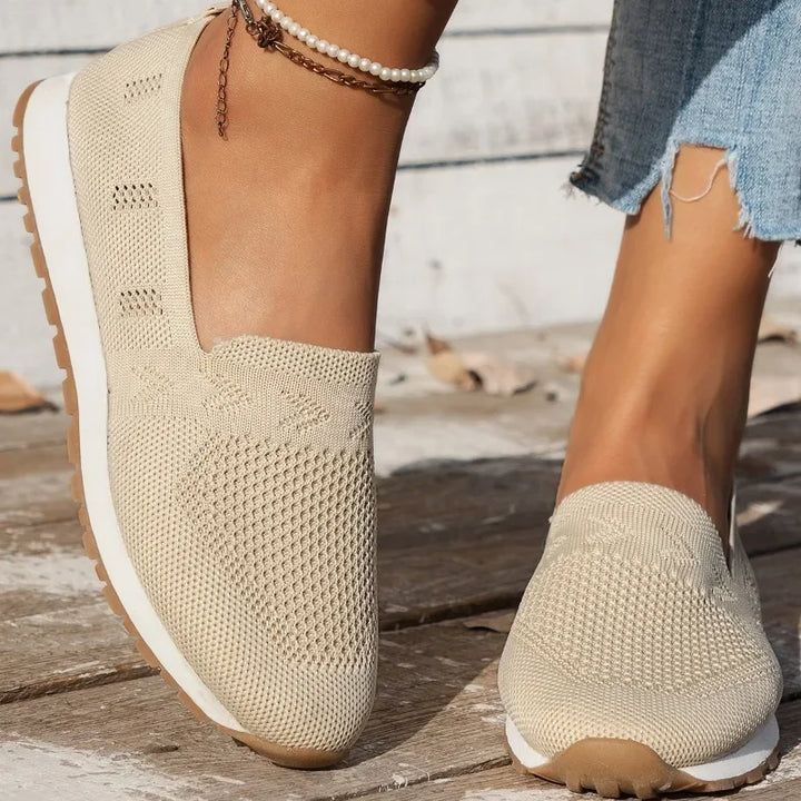 Beige Damen-Slipper, atmungsaktives Mesh, flach, rund, lässig, Frühling 2024, bequem.