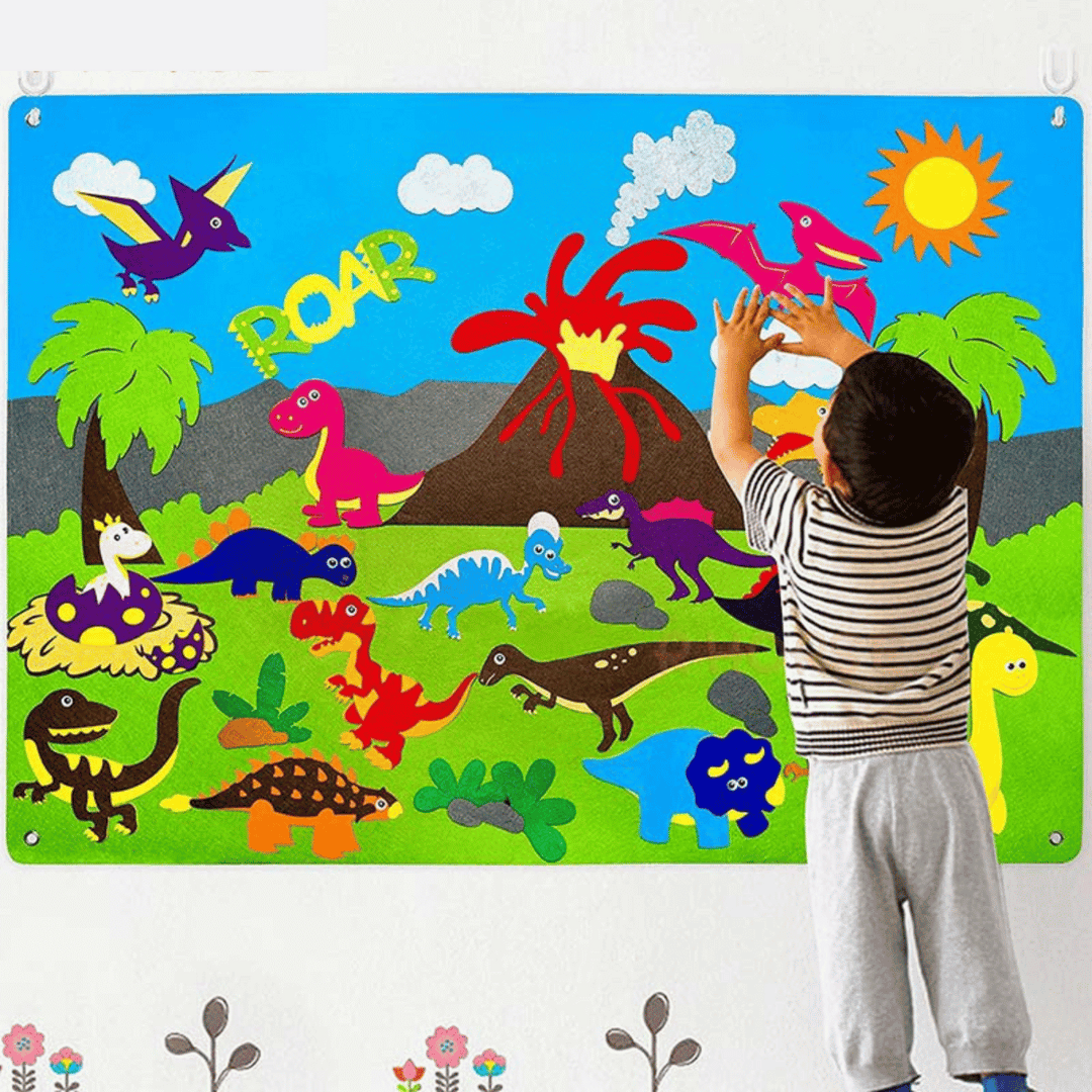 Kind spielt mit buntem Dinosaurier-Filzbrett, pädagogisches Spielzeug, Kinderzimmer-Dekoration.